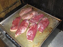 Cuisson à la plancha dans les Landes.