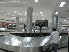 Zone de retour des bagages.