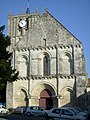 Façade de l'église Saint-Savinien