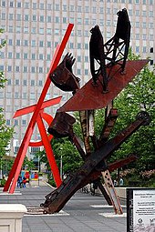 Outdoor sculptures of Mark di Suvero: Johnny Appleseed with Orion in the background.