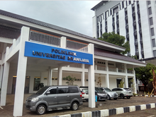 Gedung Poliklinik UB tampak depan